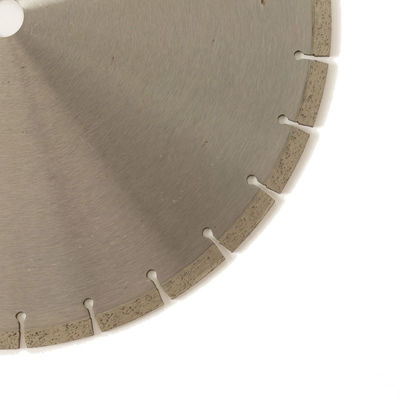Wysokiej jakości prasa na zimno 16 cali 400 × 2,6 / 3,4 × 10 × 25,4 mm × 28T Segmentowe ostrze diamentowe do ogólnego zastosowania, kamień