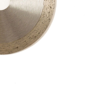 4,3 cala 110 × 1,2 / 1,8 × 10 × 20 mm Ciągłe diamentowe ostrze do tłoczenia na zimno do ceramiki, marmuru o długiej żywotności