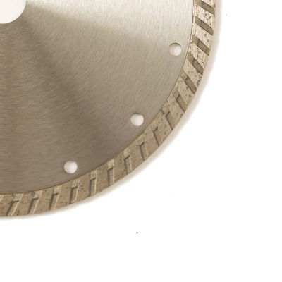 Wysokiej jakości prasa na gorąco 8 cali '200 × 1,6 / 2,6 × 10 × 22,23 mm Porcelanowe diamentowe ostrze 65Mn Stalowy korpus o długiej żywotności