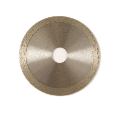 Hot Press 4,5 cala 115 × 1,2 / 1,8 × 10 × 22,23 mm Diamentowe brzeszczoty do płytek do ogólnego zastosowania, ceramiki, marmuru i betonu