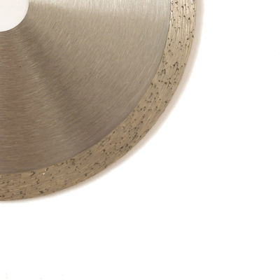 Prasa na zimno 6 cali '150 × 1,4 / 2,0 × 10 × 22,23 mm Ciągłe diamentowe ostrze wysokiej jakości do ogólnego zastosowania, ceramiki, marmuru