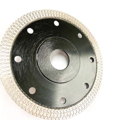 Wysokiej jakości prasa na gorąco 4 cale 105x0,8 / 1,2x10x20mm Niebieski okrągły diamentowy brzeszczot do ogólnego zastosowania, ceramiki, cegły