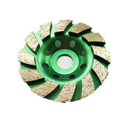 Wysokiej jakości 4-calowe spawane laserowo 105mm diamentowe segmentowe turbo szlifierskie koło garnkowe do betonu, kamienia, materiałów budowlanych
