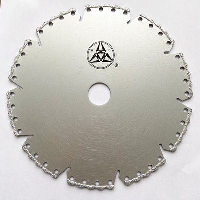 Wysokiej jakości 5 cali 125 × 1,4 / 2,4 × 8 × 9 T × 22,23 mm Tarcza tnąca diamentowa lutowana próżniowo do kamienia Ceramiczny plastikowy marmur