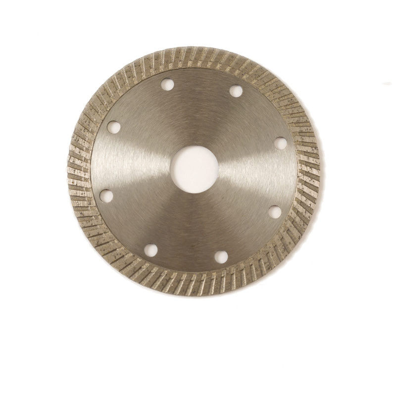Wysokiej jakości prasa na gorąco 4,5 cala 115 × 1,2 / 2,0 × 10 × 22,23 mm Porcelanowe diamentowe ostrze o długiej żywotności